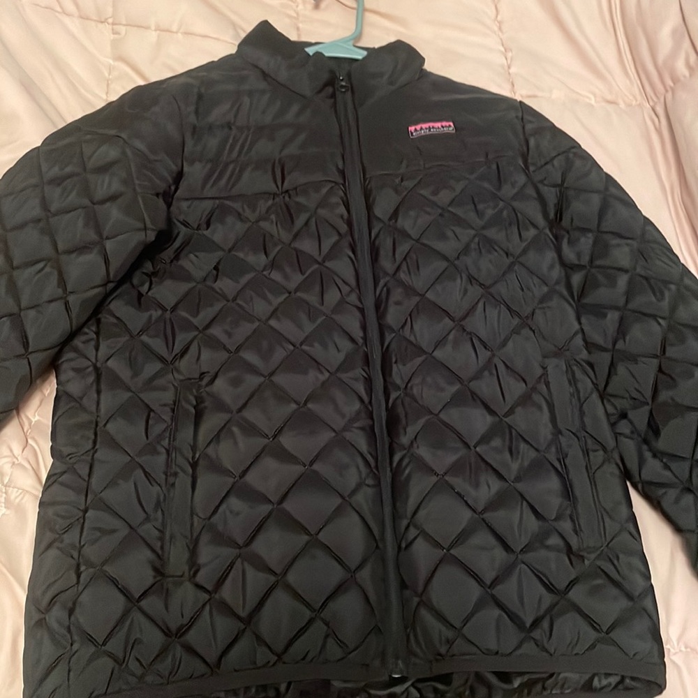 It’s a rain jacket has only been worn a few times. Doesn’t fit me anymore.